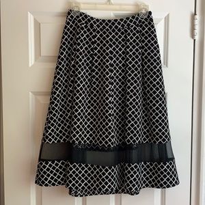The Limited size 2 skirt